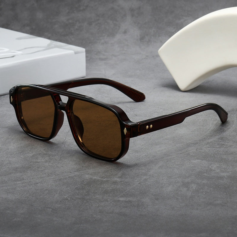 Casual elegant sunglasses